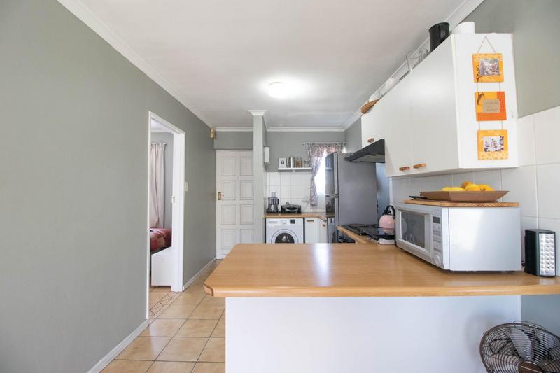 1 Bedroom Property for Sale in Oakdale Western Cape